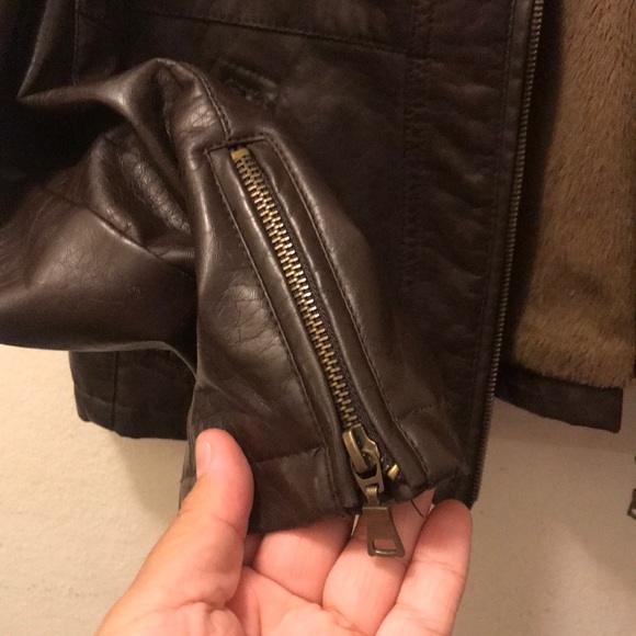 Jacket - Picture 5 of 8